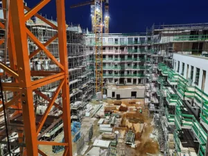 LED Torenkraan verlichting project Amsterdam vanaf de grond op