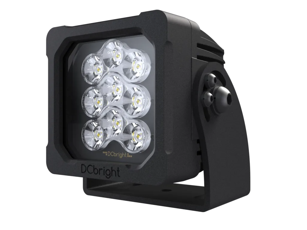 Render del producto: lámpara de trabajo LED industrial de alta potencia Piranha 9
